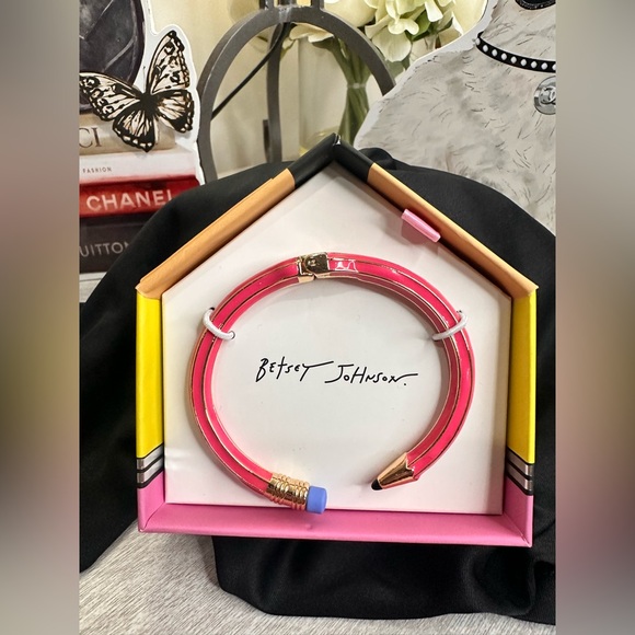 Betsey Johnson Pink Pencil Bangle - Picture 1 of 3
